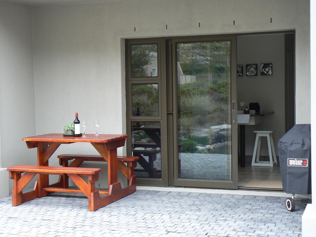 Van Den Berg'S Guesthouse Bettyʼs Bay الغرفة الصورة
