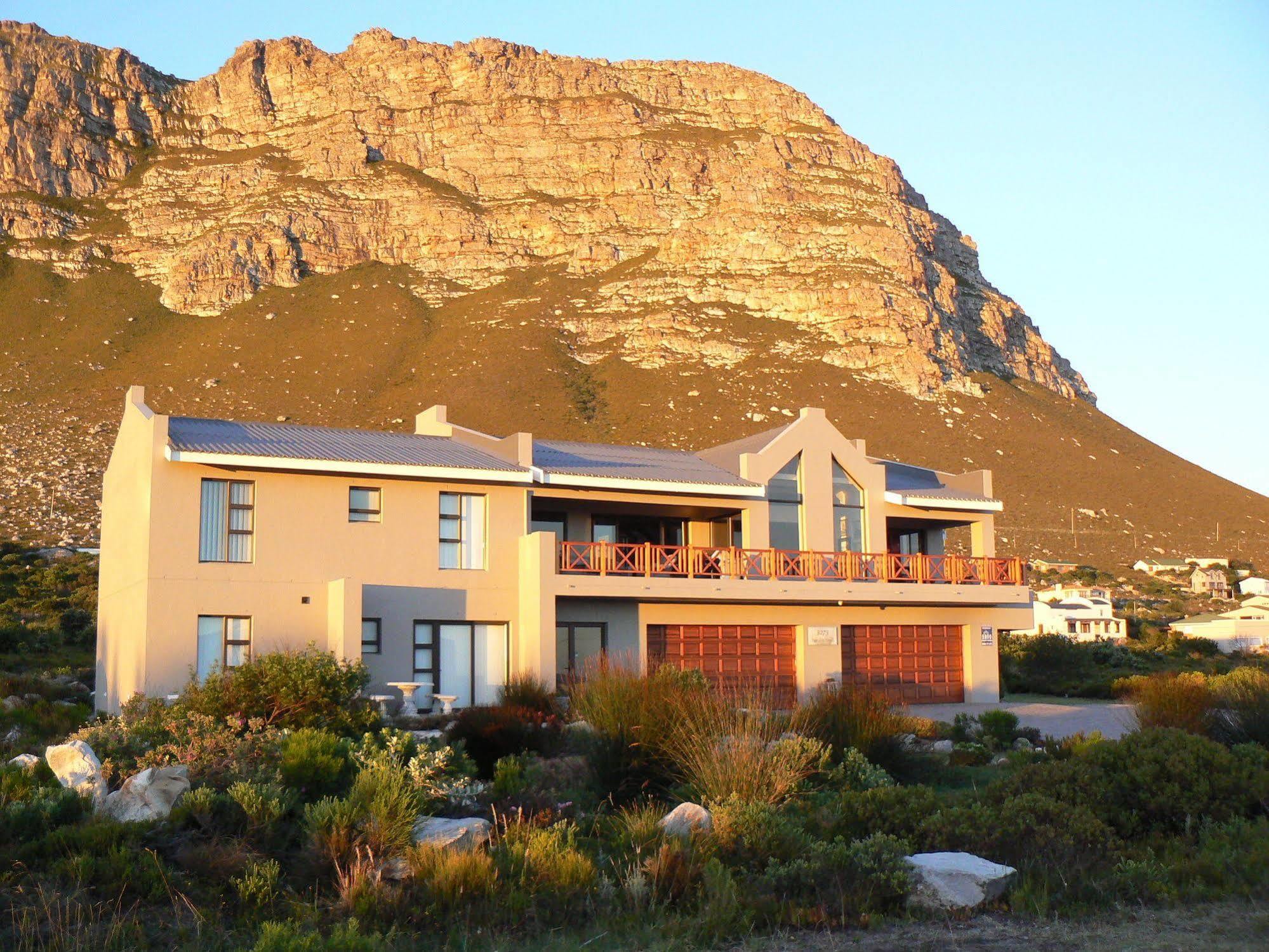 Van Den Berg'S Guesthouse Bettyʼs Bay المظهر الخارجي الصورة