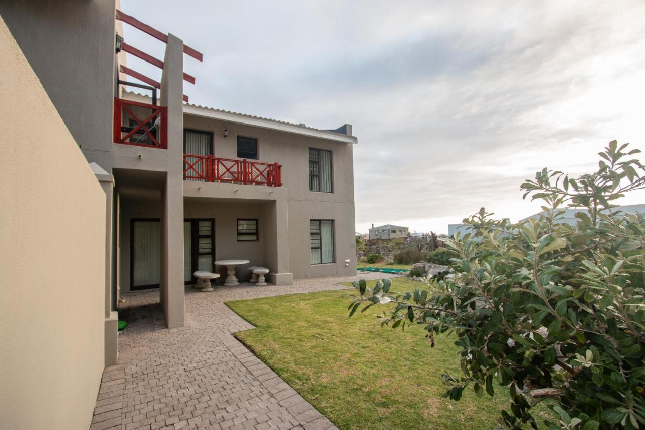 Van Den Berg'S Guesthouse Bettyʼs Bay المظهر الخارجي الصورة